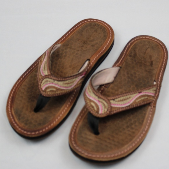 privo flip flops by clarks
